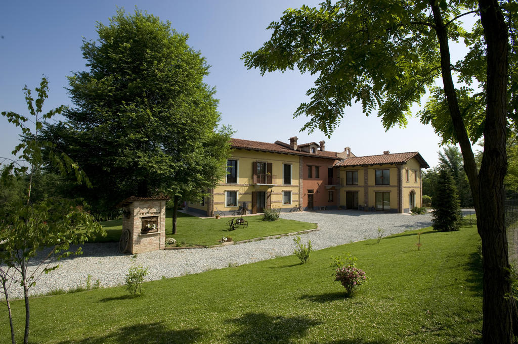 Agriturismo Cascina Monchiero Бра Екстер'єр фото